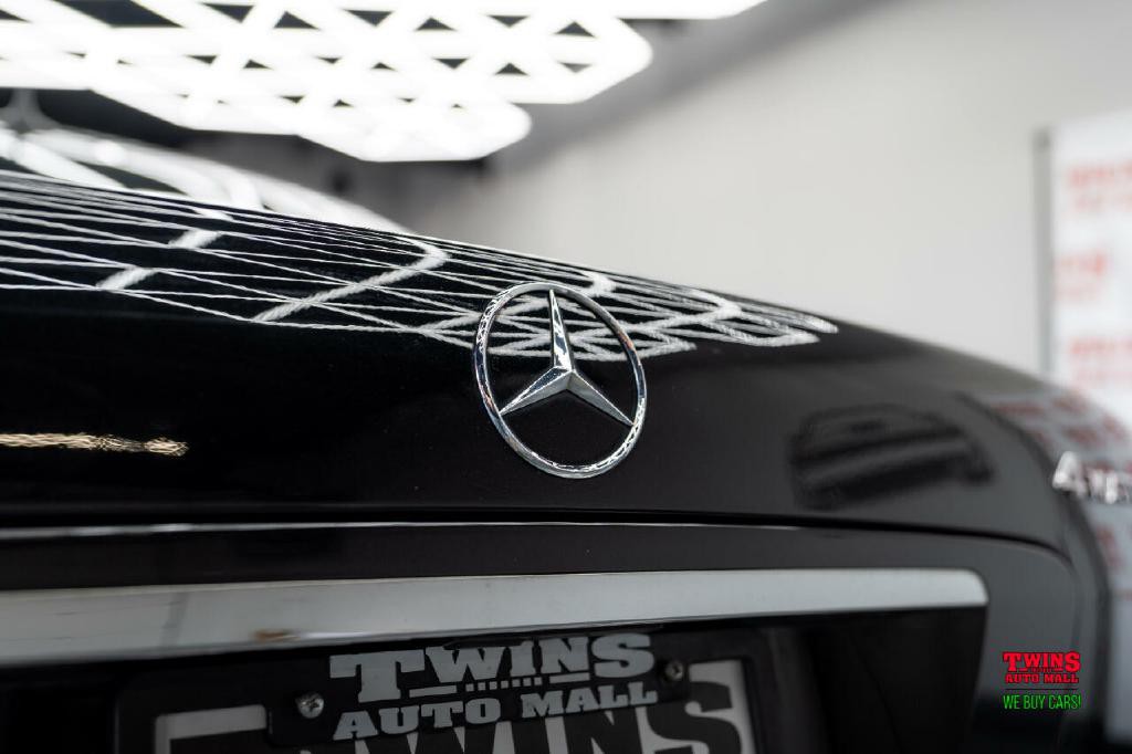 2005 Mercedes-Benz S-Class Image 38