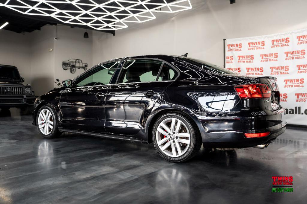 2013 Volkswagen Jetta Image 4