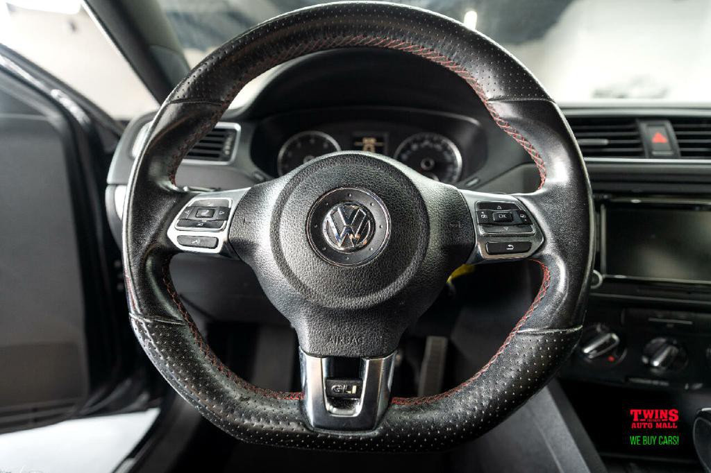 2013 Volkswagen Jetta Image 18