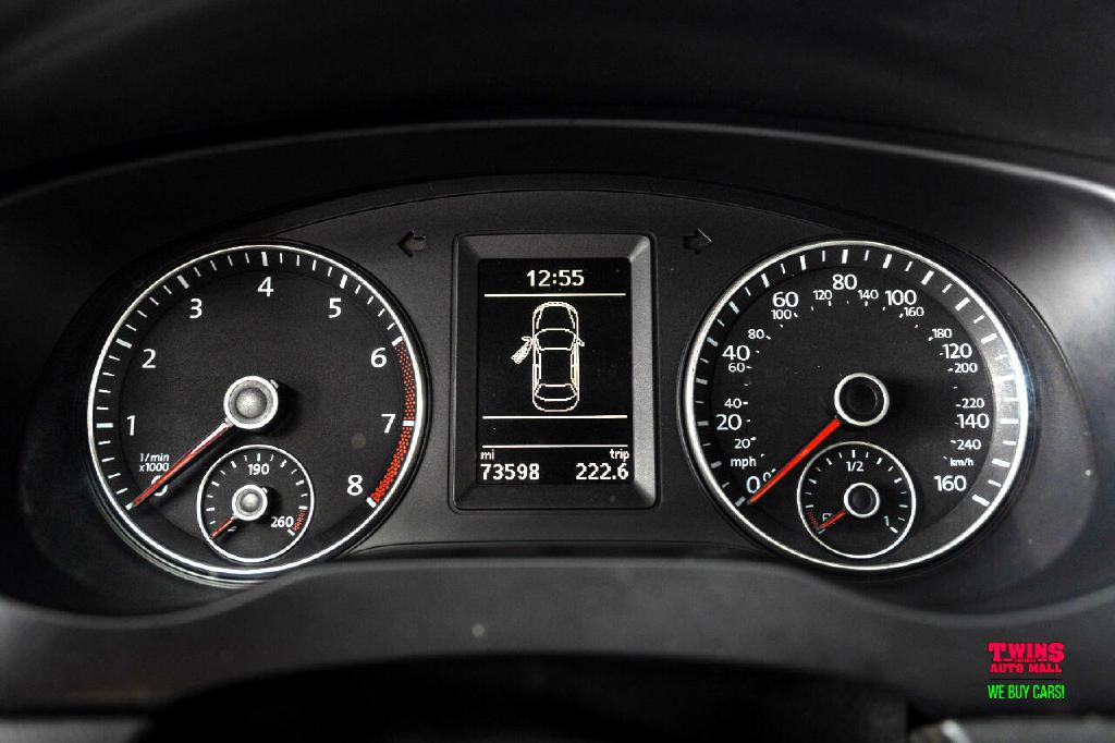 2013 Volkswagen Jetta Image 19