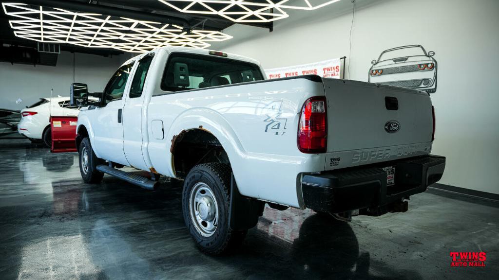2011 Ford F-250 Image 6