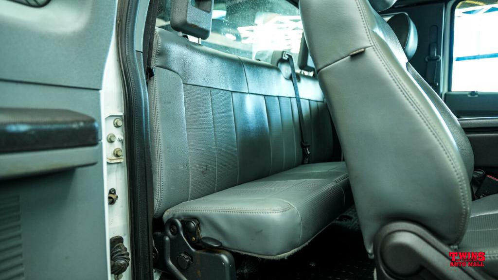 2011 Ford F-250 Image 17