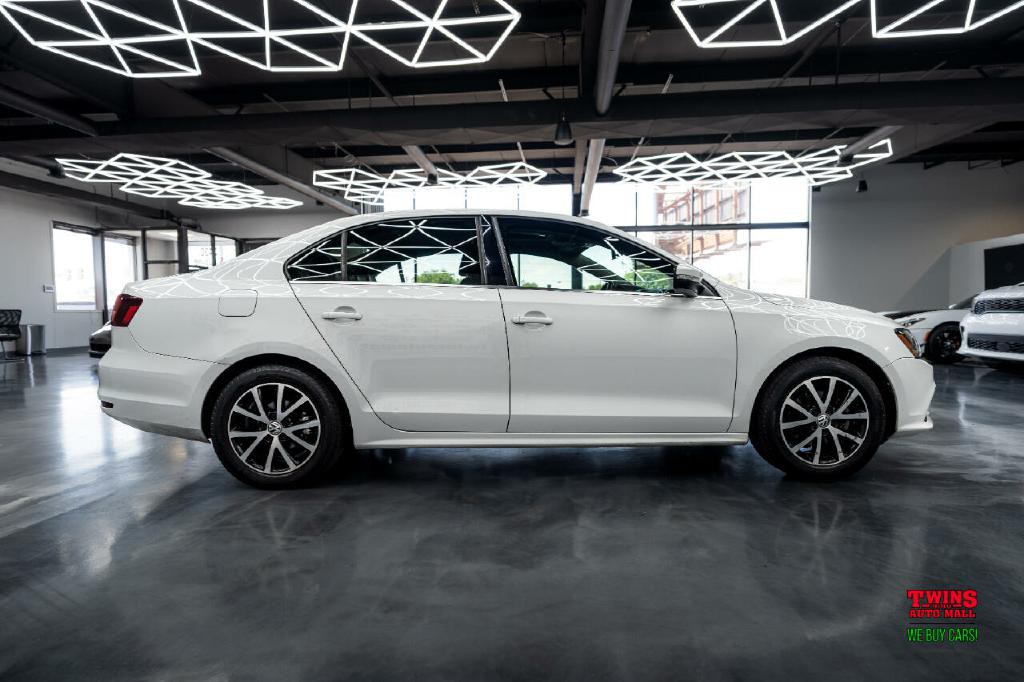 2017 Volkswagen Jetta Image 7