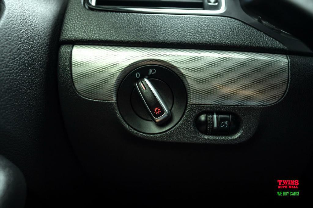 2017 Volkswagen Jetta Image 25