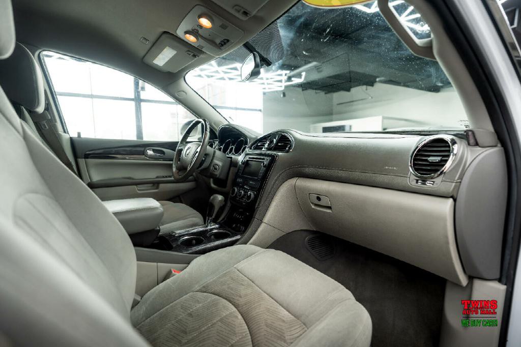 2016 Buick Enclave Image 19
