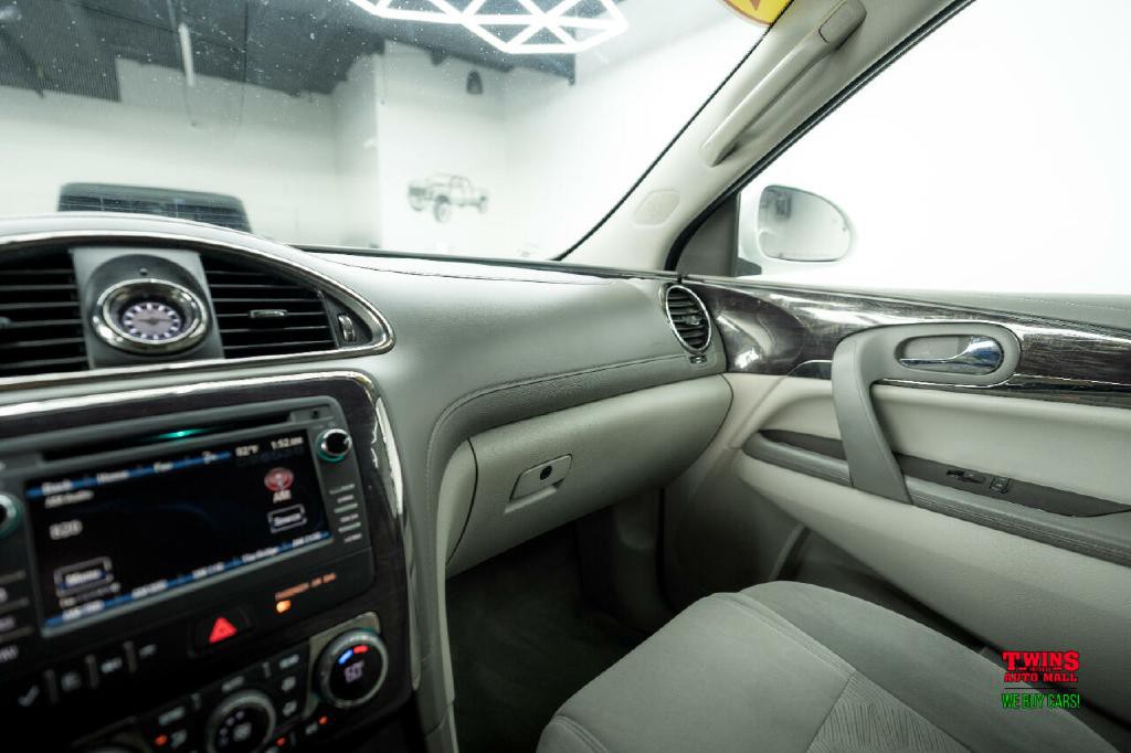 2016 Buick Enclave Image 23