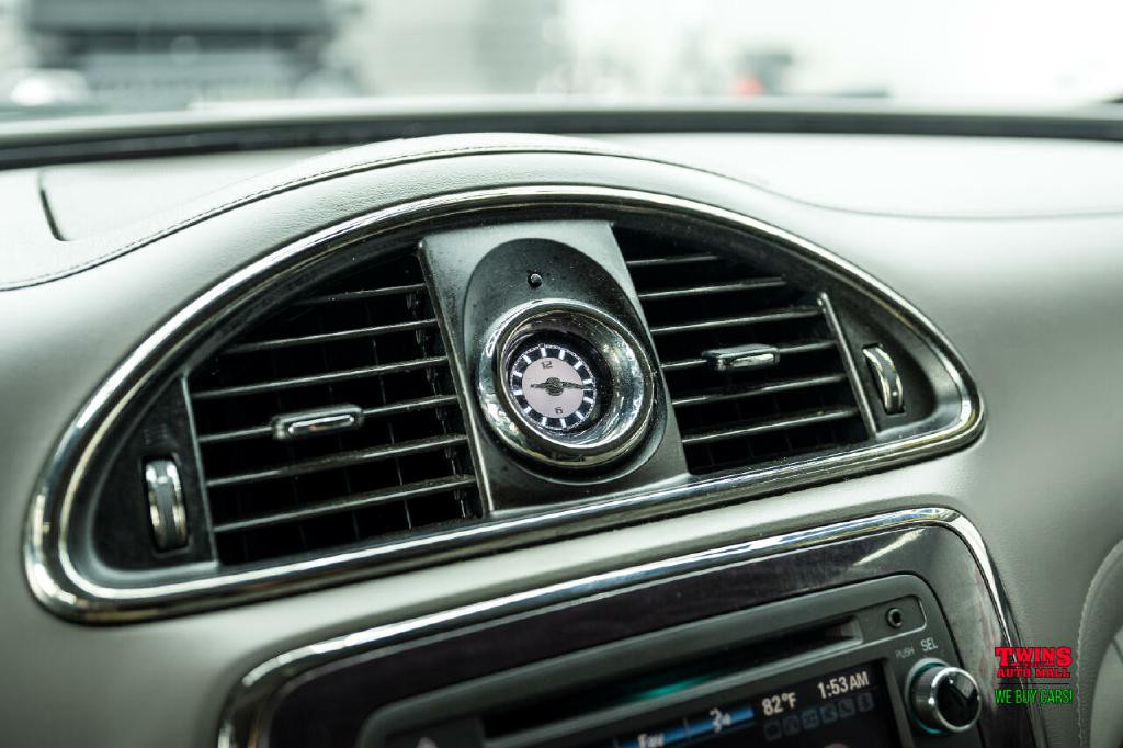 2016 Buick Enclave Image 25