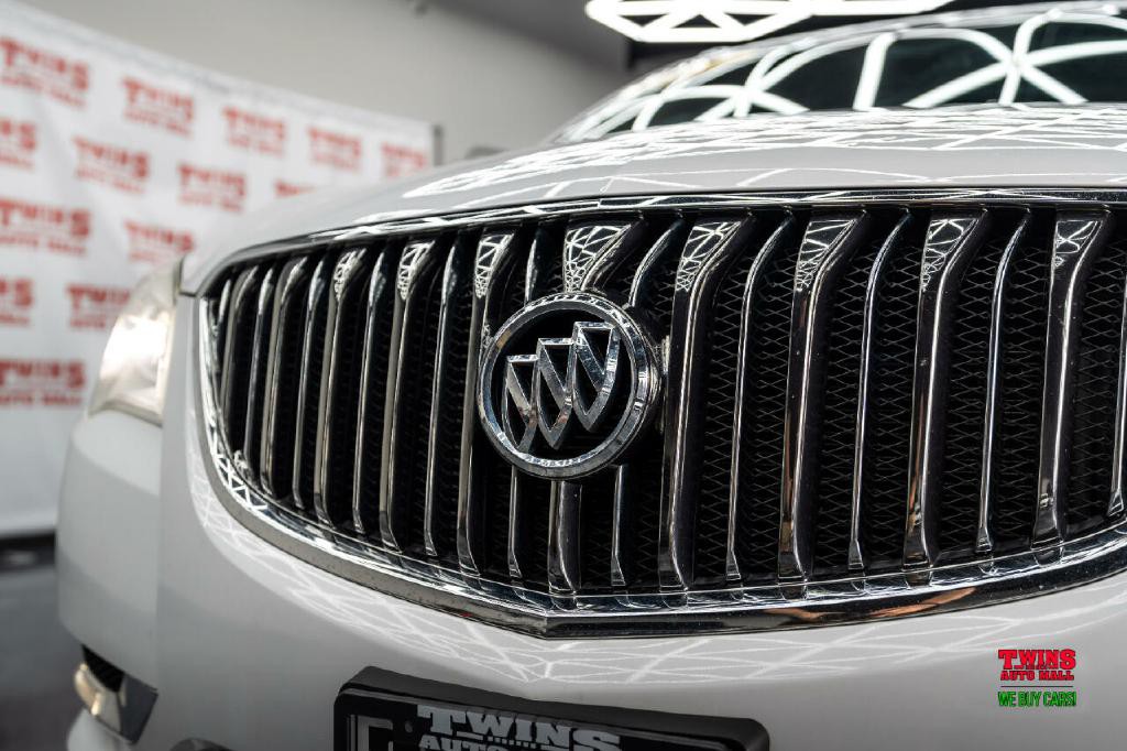 2016 Buick Enclave Image 31