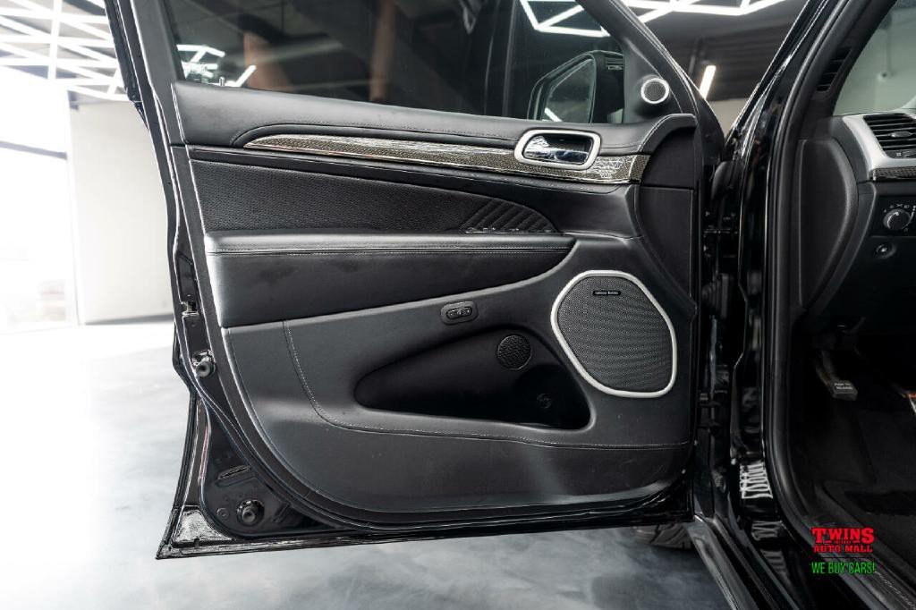 2018 Jeep Grand Cherokee Image 12