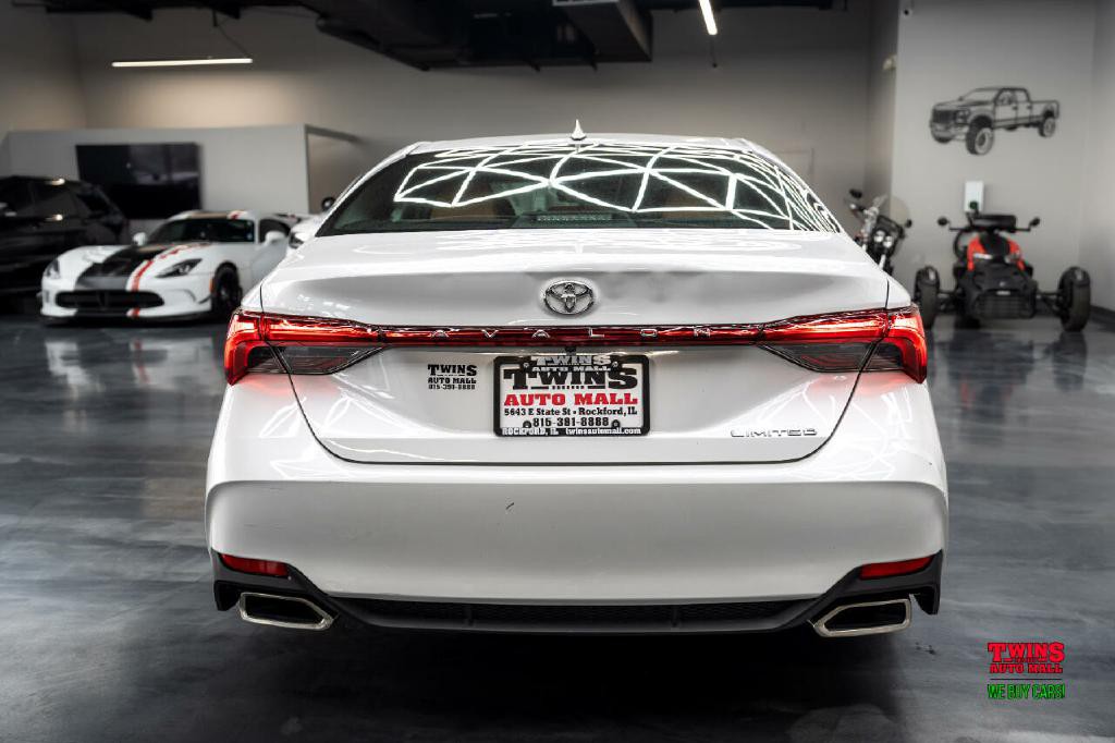 2020 Toyota Avalon Image 5