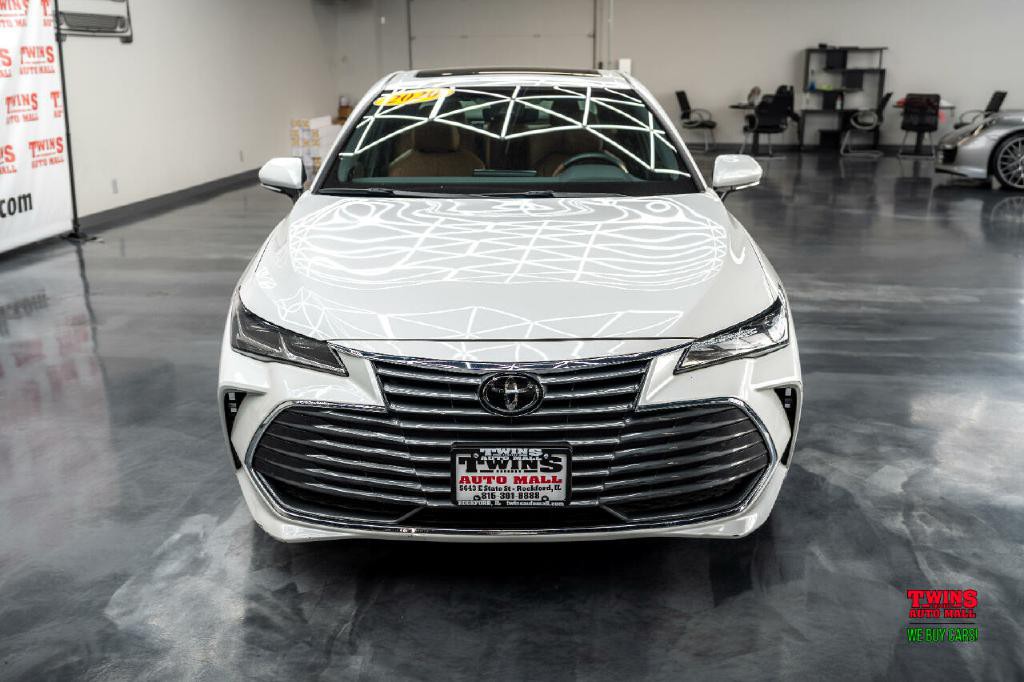 2020 Toyota Avalon Image 9