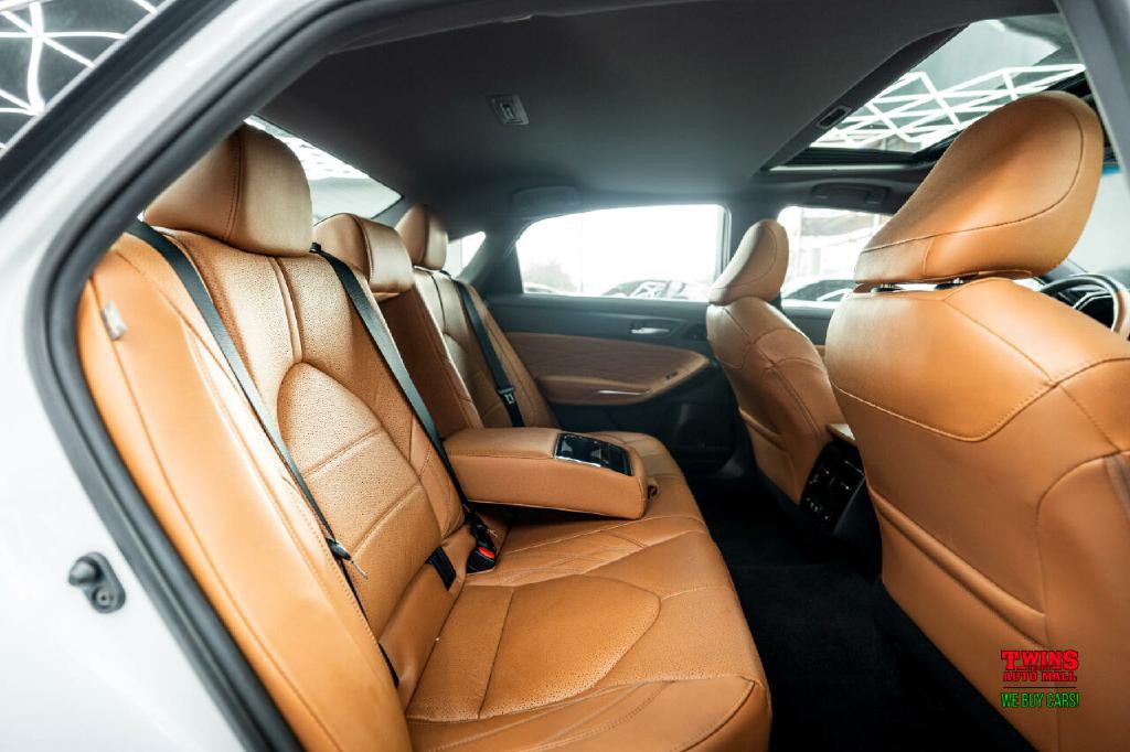 2020 Toyota Avalon Image 15