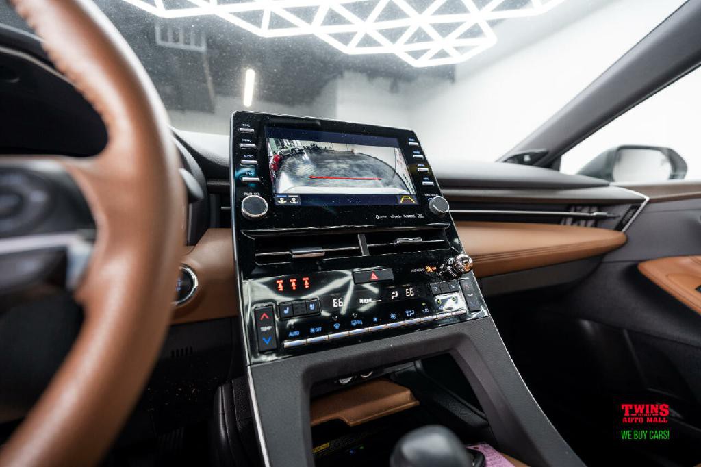 2020 Toyota Avalon Image 21