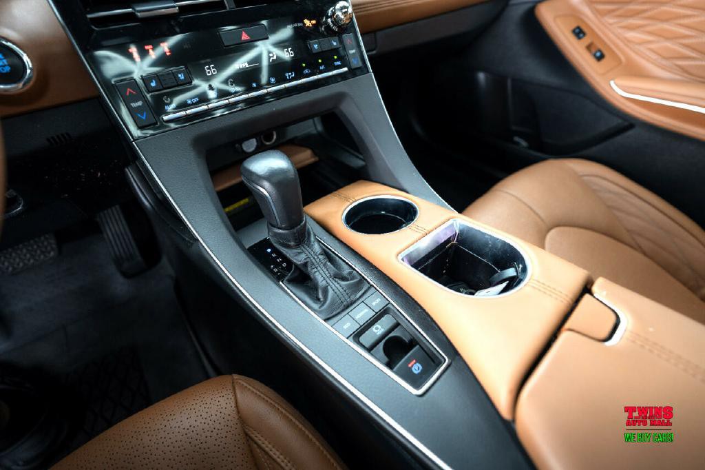 2020 Toyota Avalon Image 22