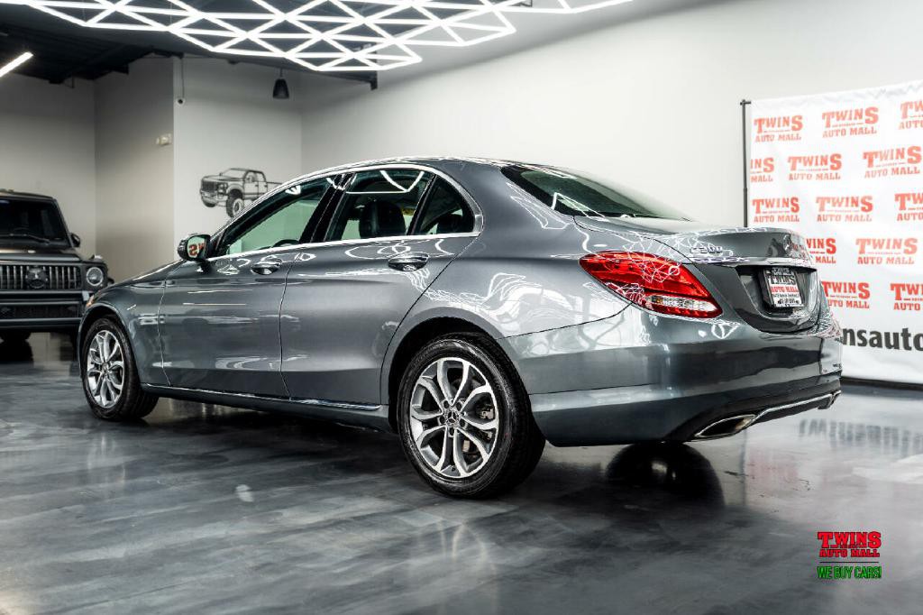 2017 Mercedes-Benz C-Class Image 4