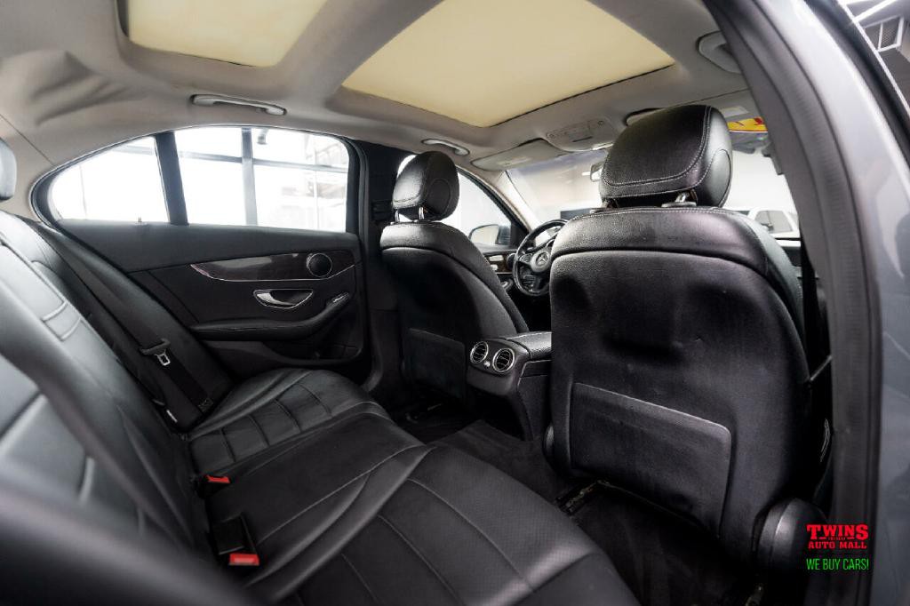 2017 Mercedes-Benz C-Class Image 16