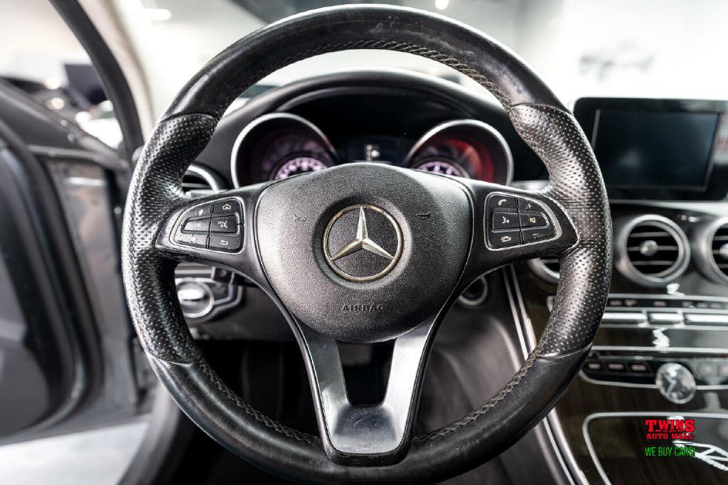 2017 Mercedes-Benz C-Class Image 19