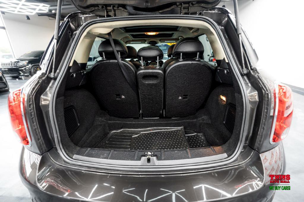 2016 MINI Countryman Image 14