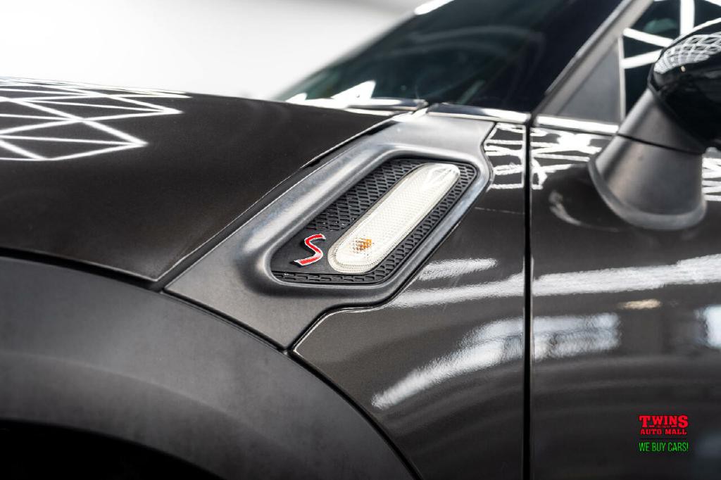 2016 MINI Countryman Image 26