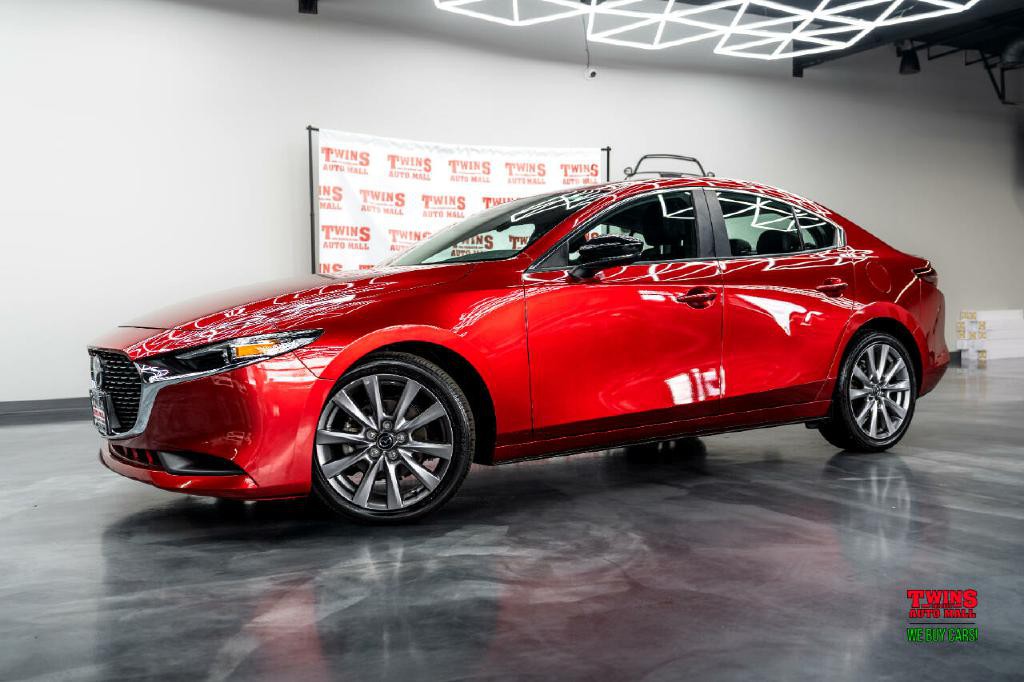 2021 Mazda Mazda3 Image 2