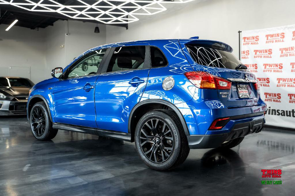 2019 Mitsubishi Outlander Image 4
