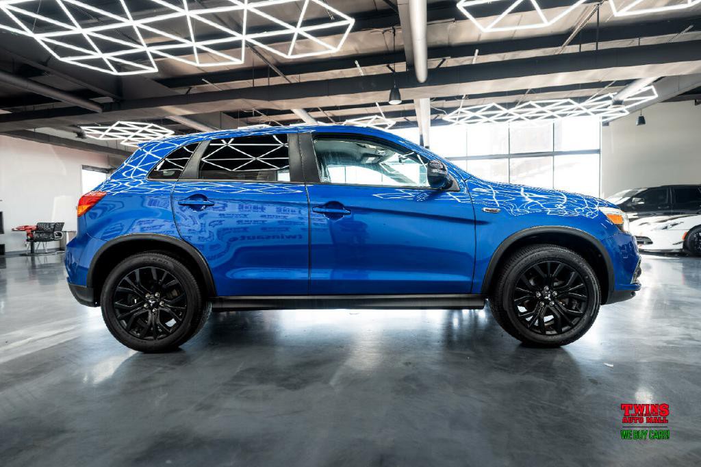 2019 Mitsubishi Outlander Image 7
