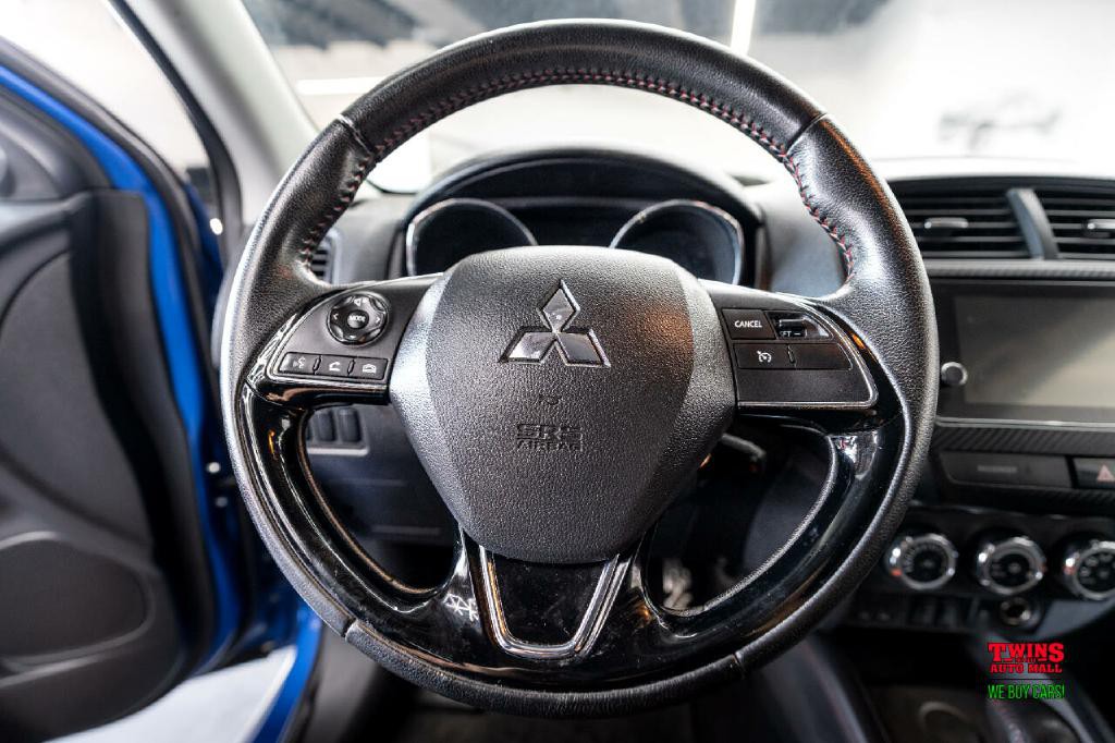 2019 Mitsubishi Outlander Image 18