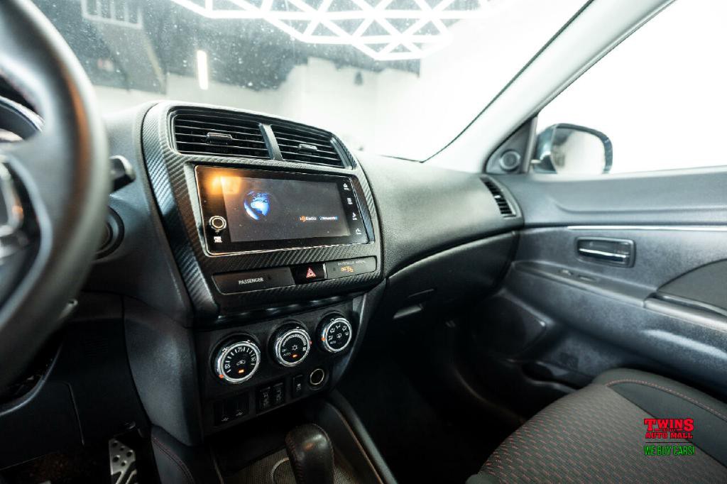 2019 Mitsubishi Outlander Image 20