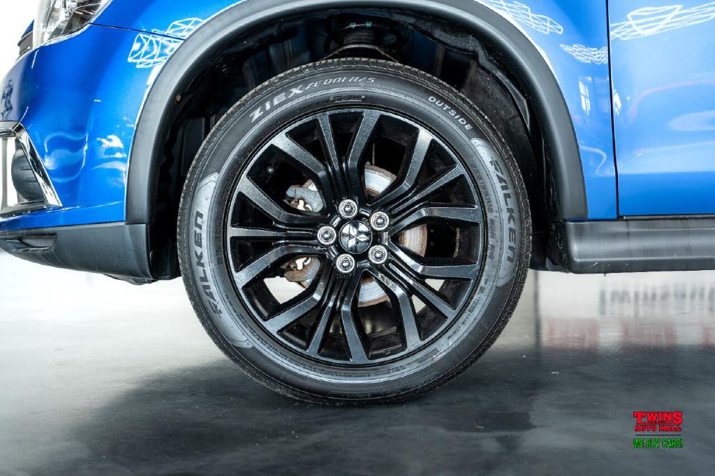 2019 Mitsubishi Outlander Image 23
