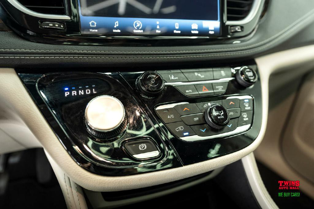 2023 Chrysler Pacifica Image 23