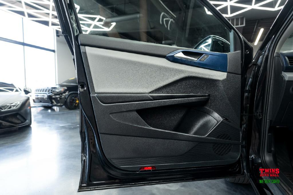 2022 Volkswagen Taos Image 10