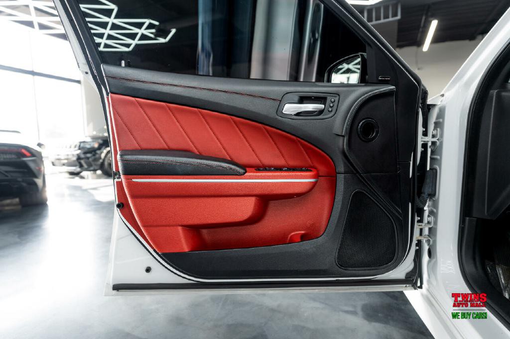 2021 Dodge Charger Image 10