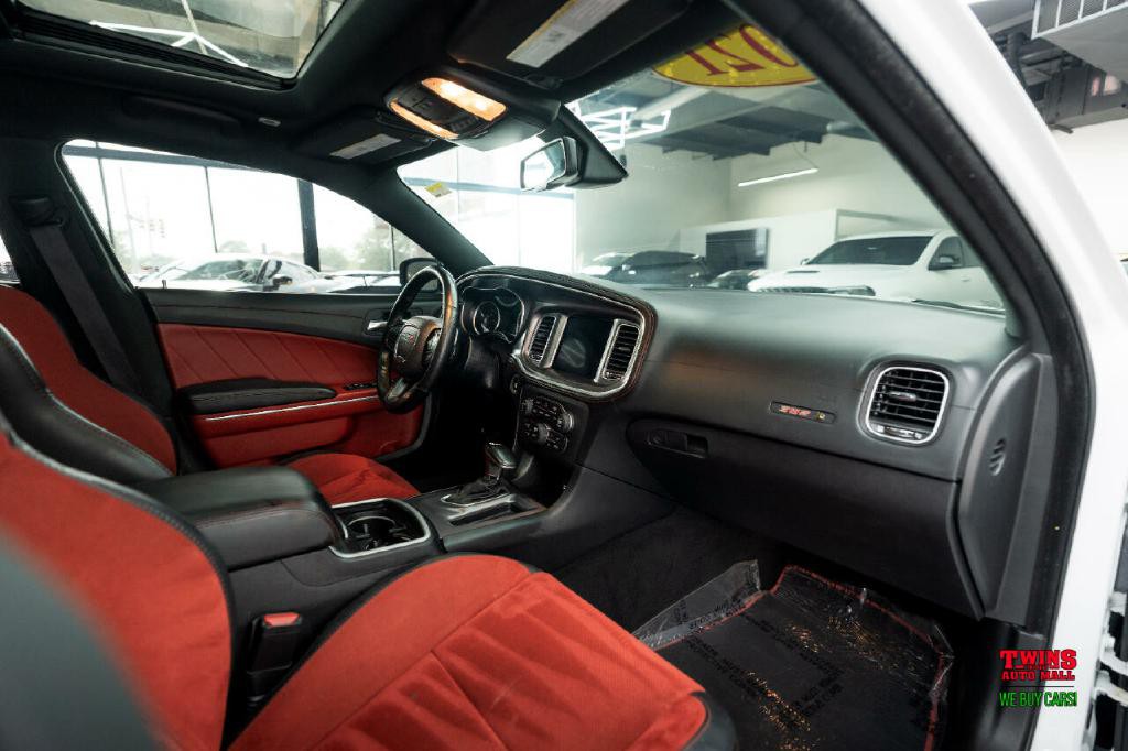 2021 Dodge Charger Image 16