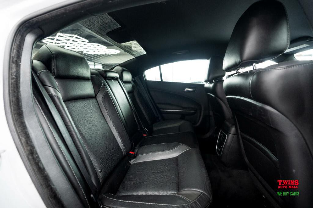 2018 Dodge Charger Image 15