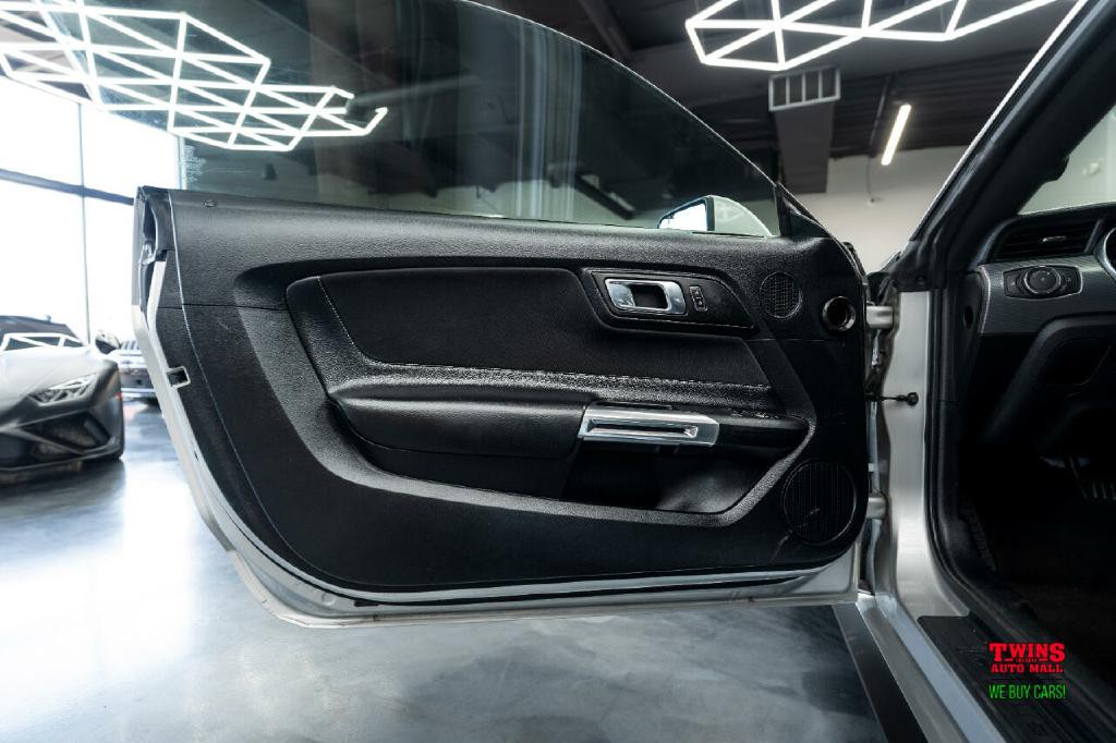 2018 Ford Mustang Image 10