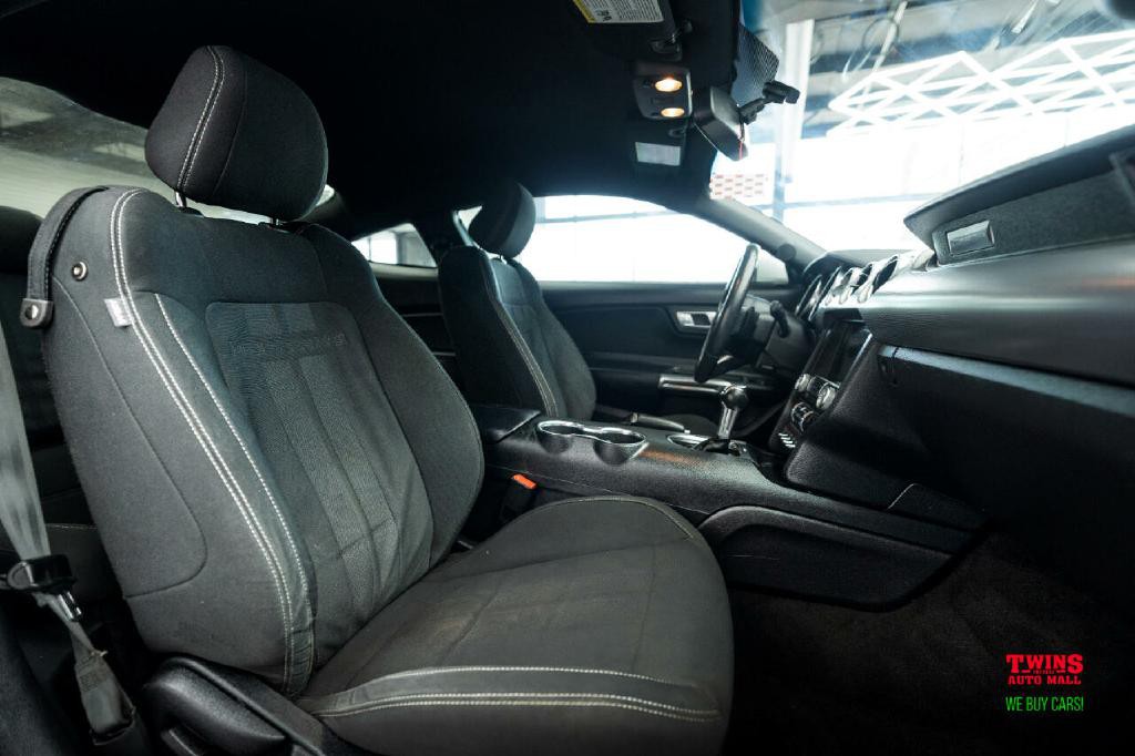 2018 Ford Mustang Image 14