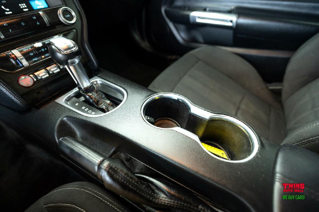 2018 Ford Mustang Image 21