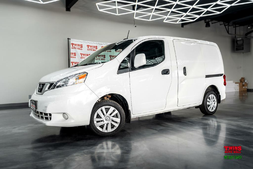 2021 Nissan NV200 Image 2