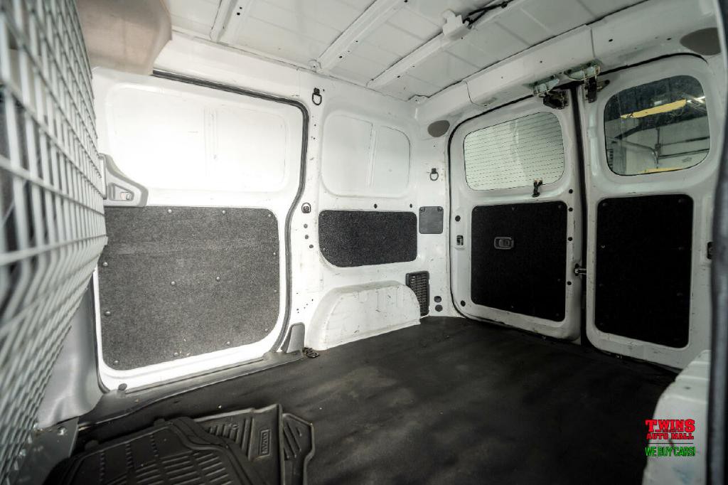 2021 Nissan NV200 Image 13