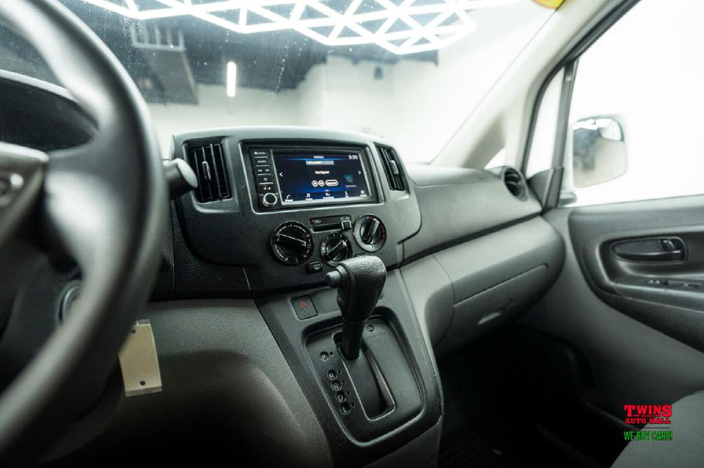 2021 Nissan NV200 Image 20