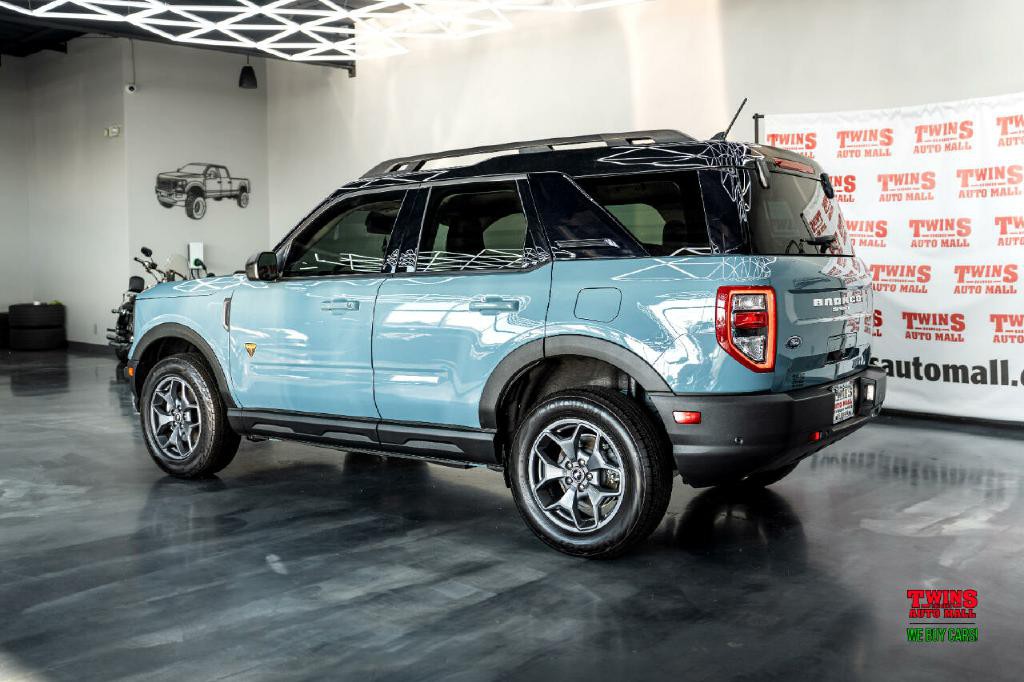 2022 Ford Bronco Image 4