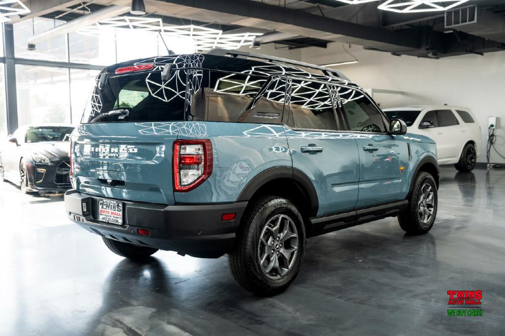 2022 Ford Bronco Image 6