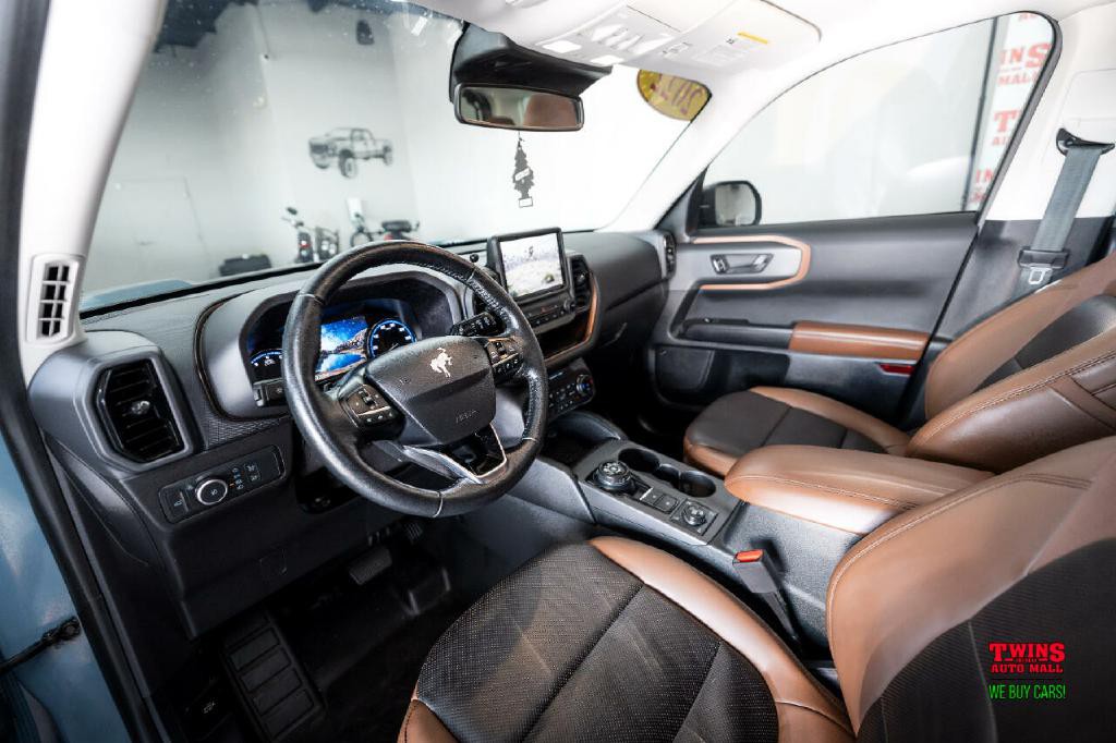 2022 Ford Bronco Image 10