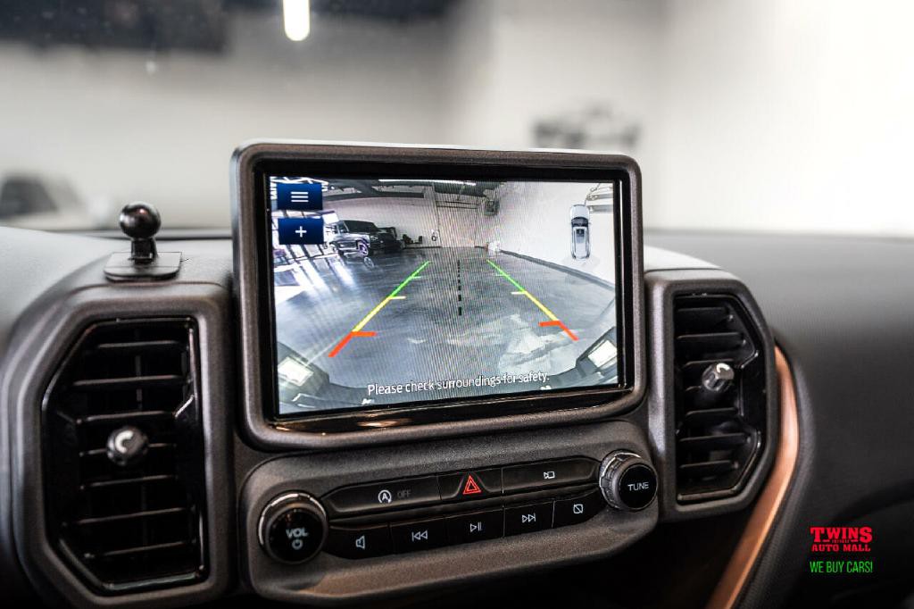 2022 Ford Bronco Image 19