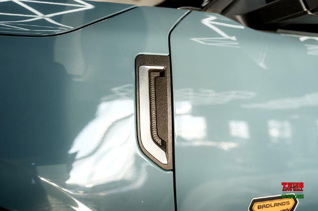 2022 Ford Bronco Image 29