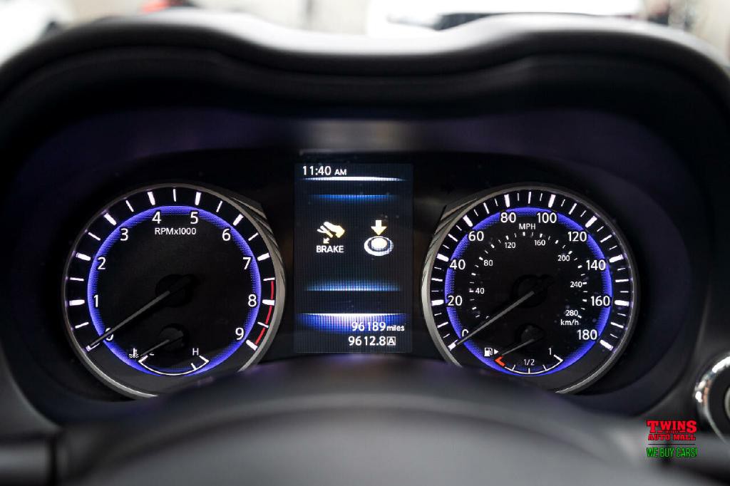 2015 INFINITI Q50 Image 18