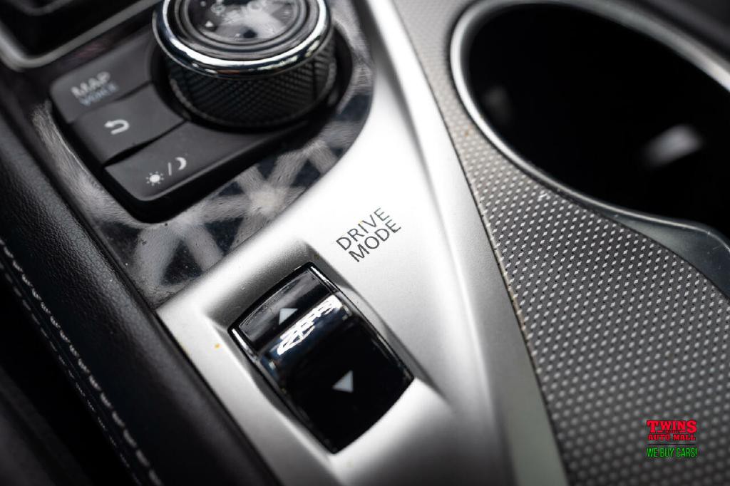2015 INFINITI Q50 Image 23