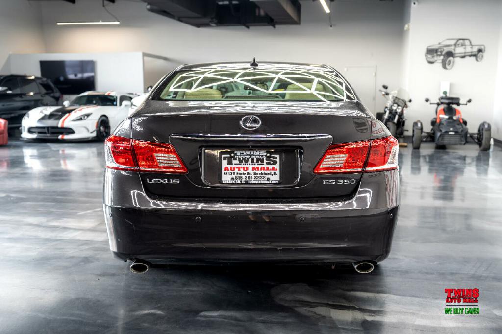 2010 Lexus ES 350 Image 5