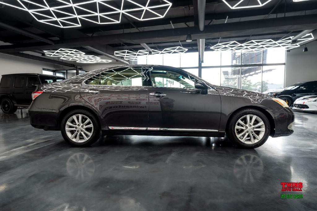2010 Lexus ES 350 Image 7