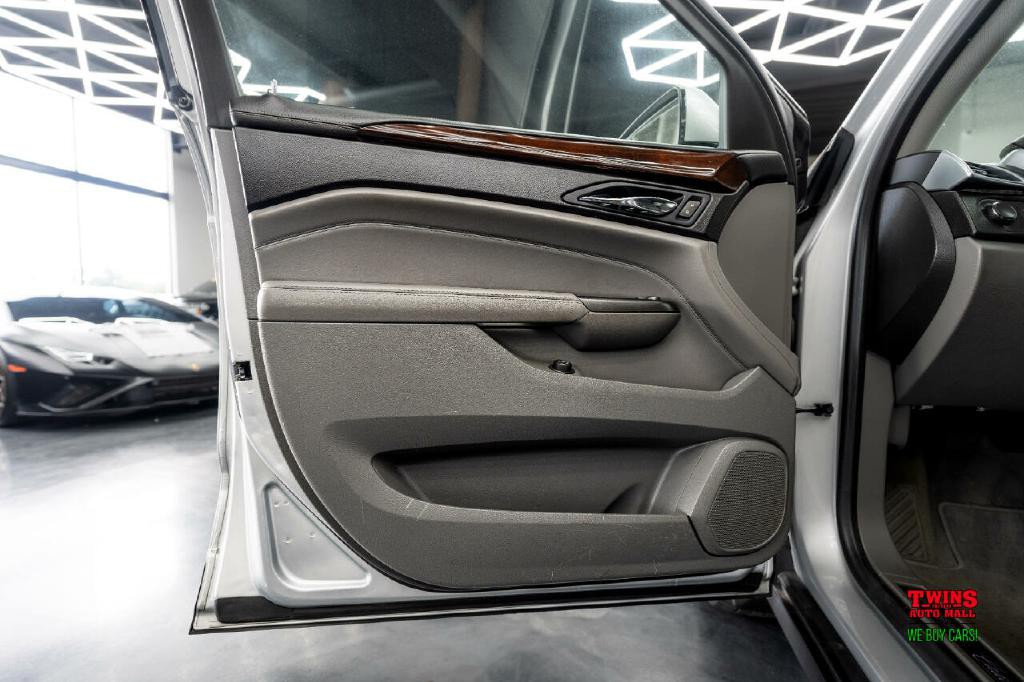 2012 Cadillac SRX Image 10